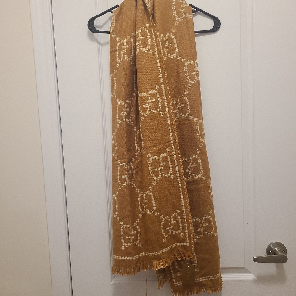 Tan Reversable Gucci Scarf